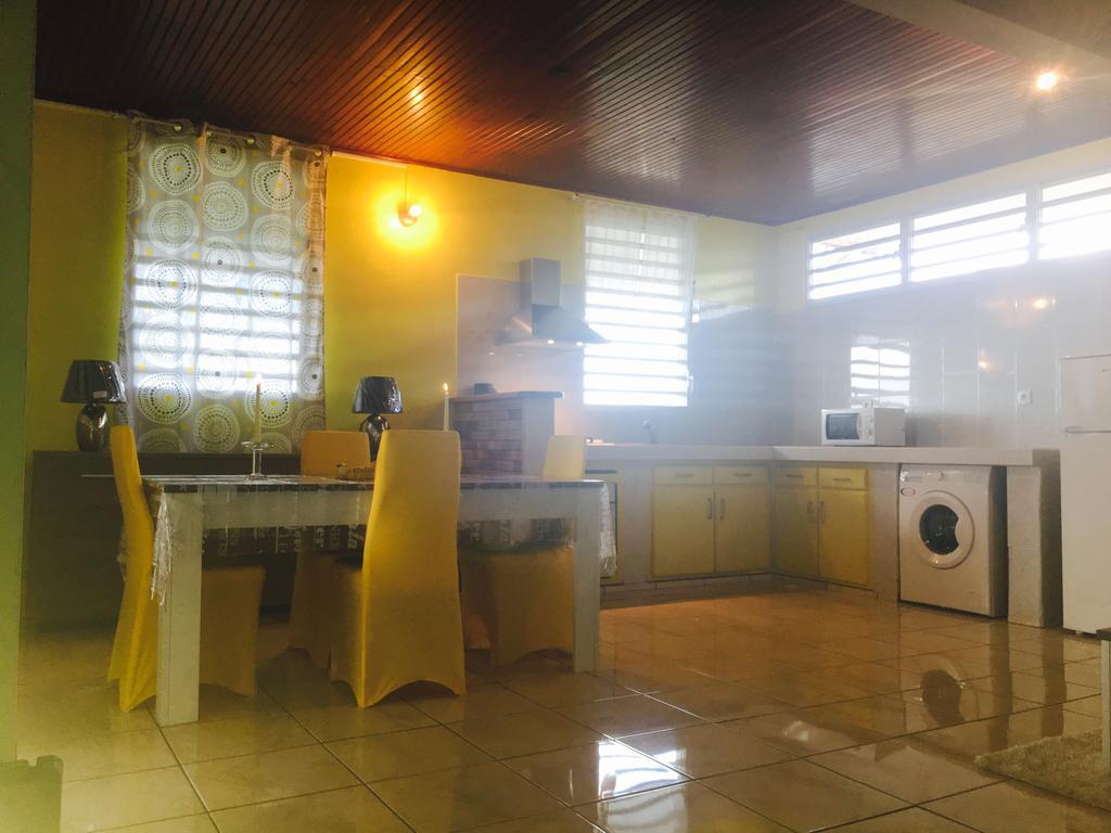 Le Papillon Appartement Le Moule Buitenkant foto
